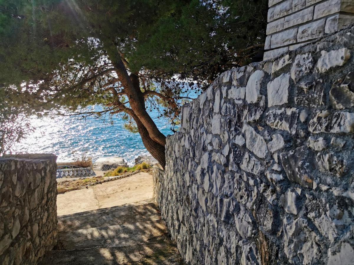 Villa Lille Trogir Exterior foto